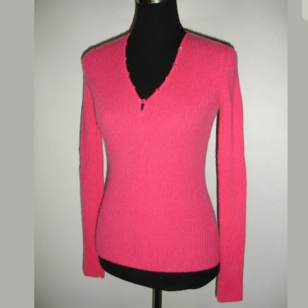 D.C.C. Cashmere Hot Pink Cashmere V-Neck Top S
